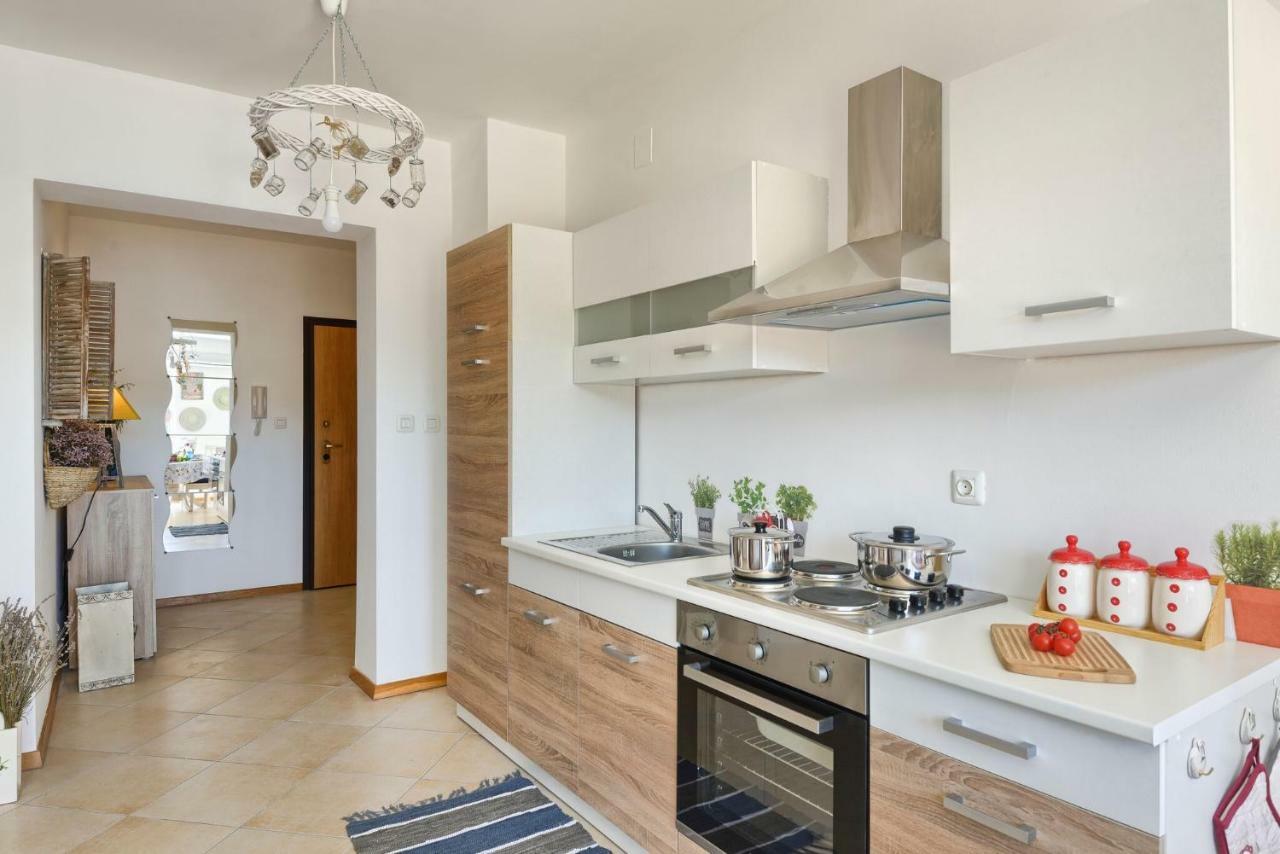 Duboko Plavo Apartment Krnica Exterior foto